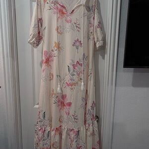Floral Beige Maxi Dress